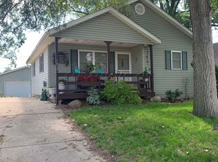 1420 S 10th St, Pekin, IL
