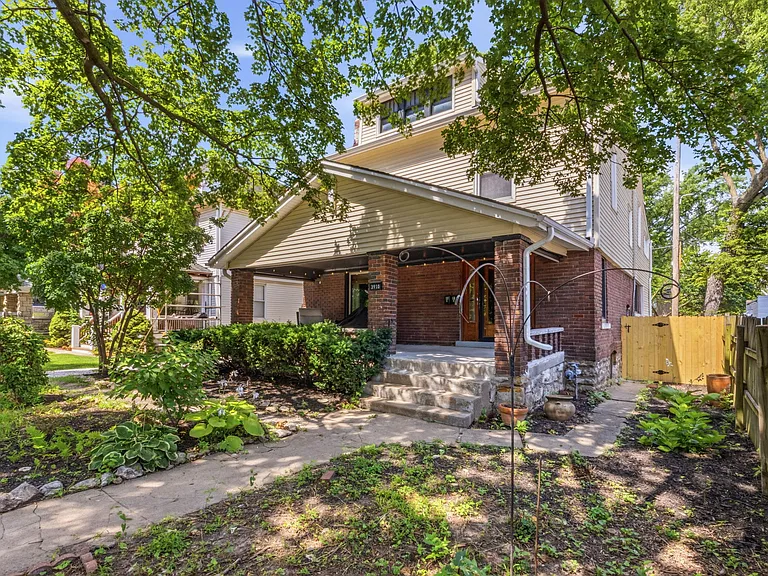3910 Mercier St #2 — Photo 28