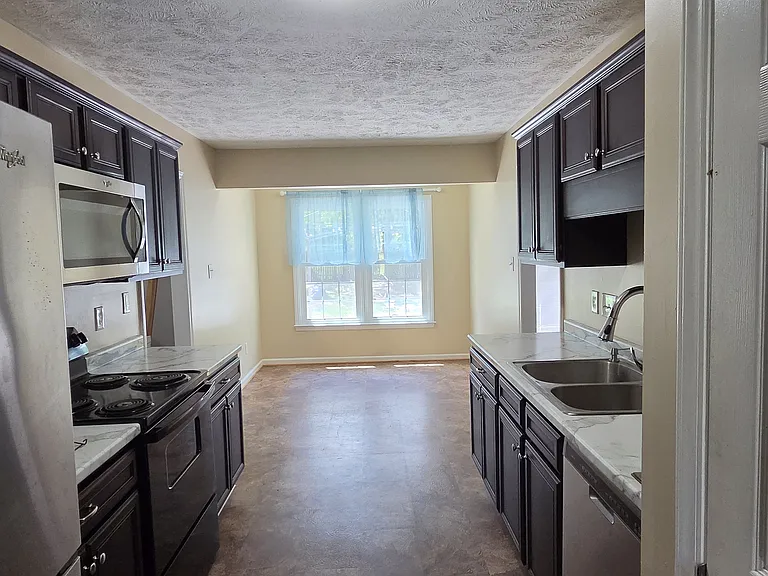 6135 Arabello Rd — Photo 8