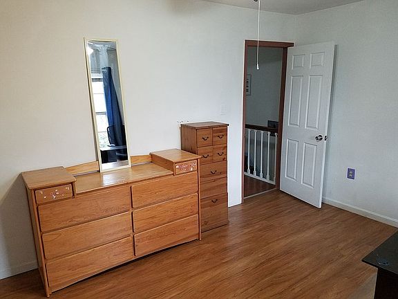 3rd image of 4332 Caprice Ct