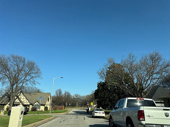 5th image of 1704 Prestonwood Dr