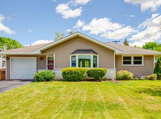 2422 E Grand Ave, Lake Villa, IL 60046