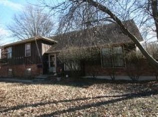 14207 W 92nd Ter, Lenexa, KS 66215