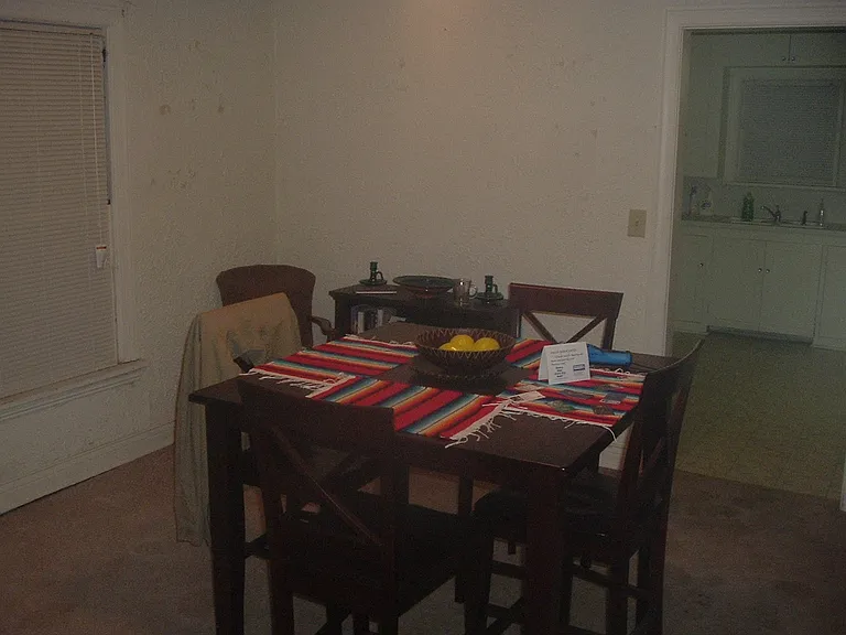 1415 N Lewis Pl — Photo 2