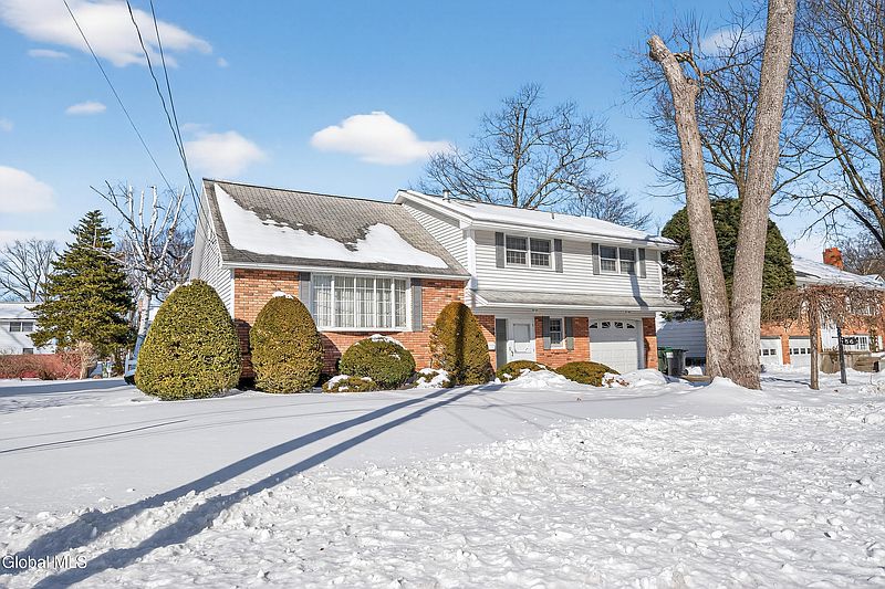 2nd image of 56 Bayberry Road