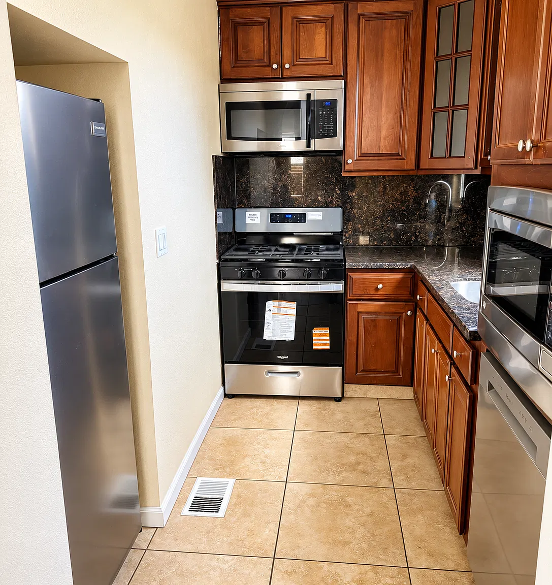 185 Lucy Ln — Photo 4
