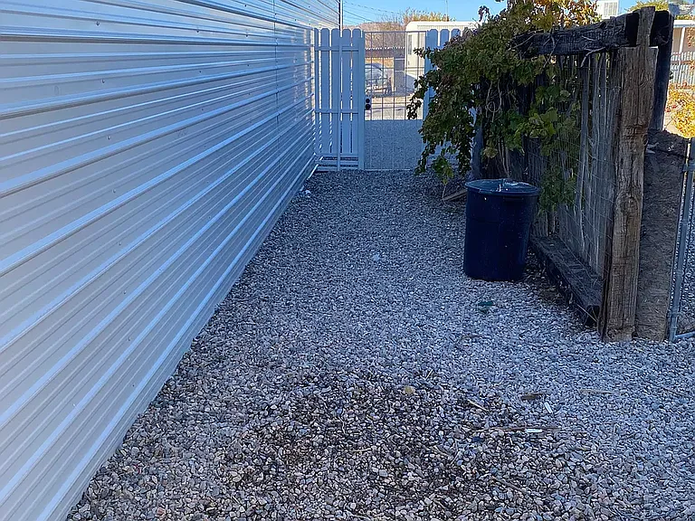 932 Madison St — Photo 1