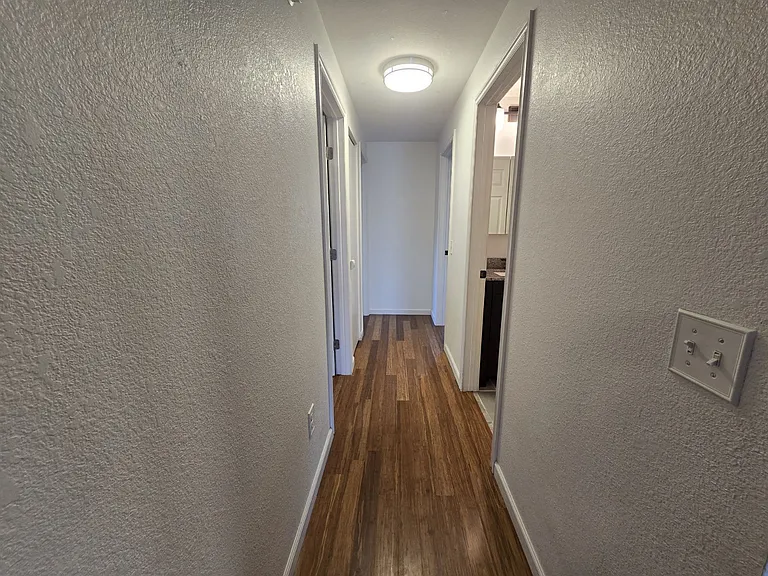 160 Keeler Ct — Photo 13