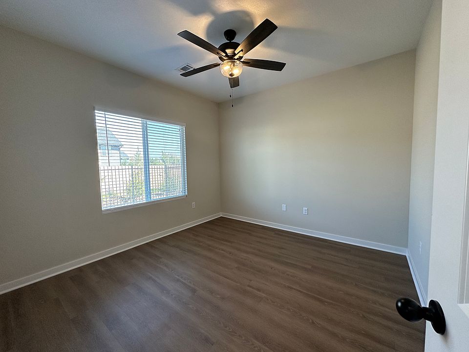 2905 S Maize Rd Wichita KS Zillow