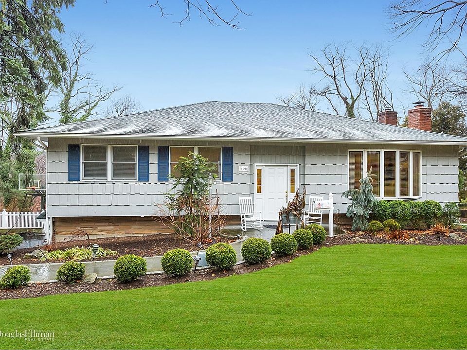 1st image of 120 Mimosa Dr