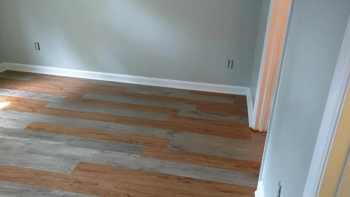 4 bed, 1287 sqft, $600 — Photo 2