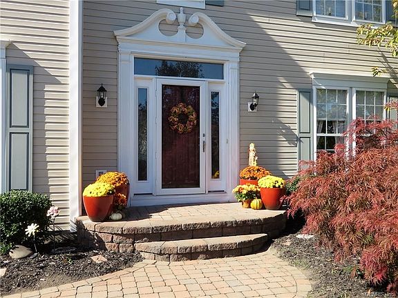 2nd image of 75 Winchester Dr
