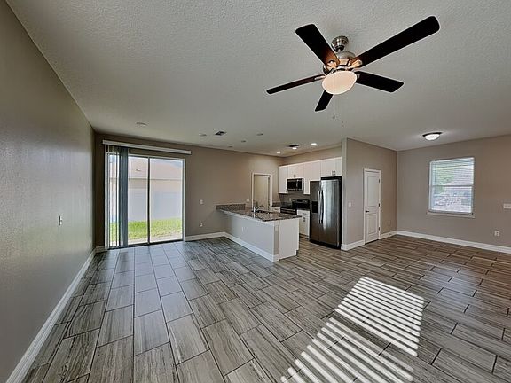 4th image of 1752 Sail Ct