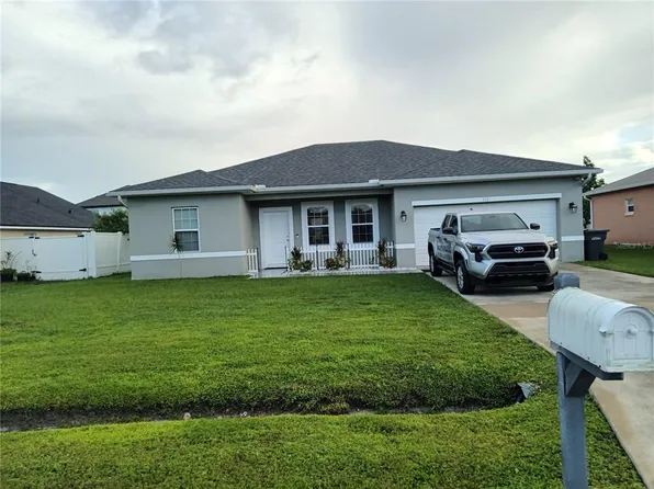 312 Clearwater Ln, Poinciana, FL 34759