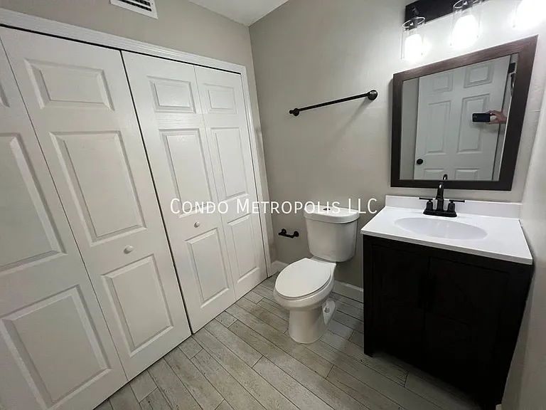 1600 Bending Brook Way #28 — Photo 12