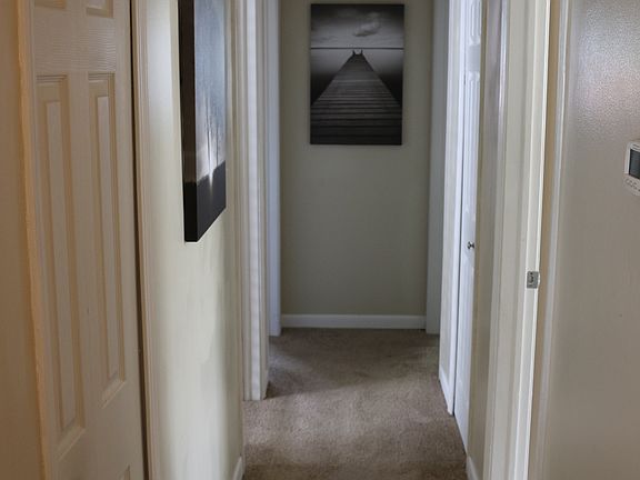 5th image of 3872 Royal Ave