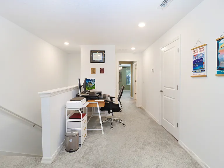 6043 Shiner St — Photo 8