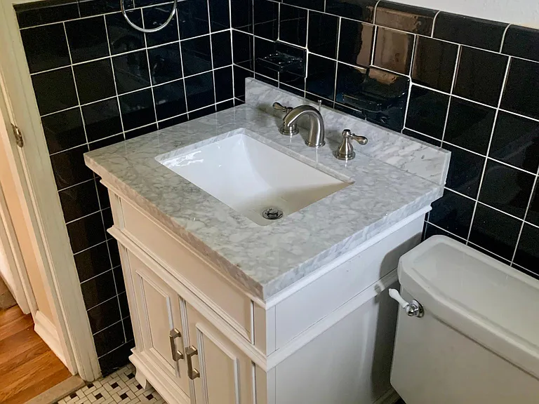 Main floor bath
