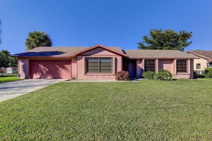 2nd image of 359 NW 35th St