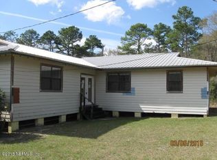 127 Rainbow Dr, Florahome, FL 32140