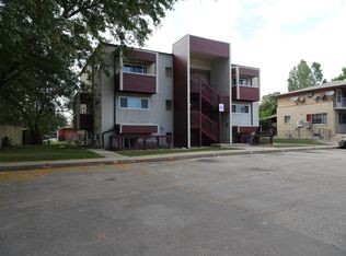 2041 Meadow Dr APT 4, Longmont, CO 80501