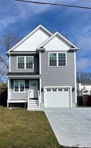 4 Coes St, North Providence, RI, 02904