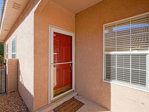 4th image of 5584 Mansfield Pl NW