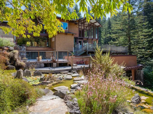 10170 Pescadero Creek Rd, Loma Mar, CA 94021