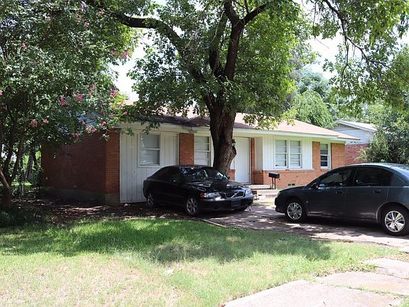 4th image of 209 W Daugherty Dr