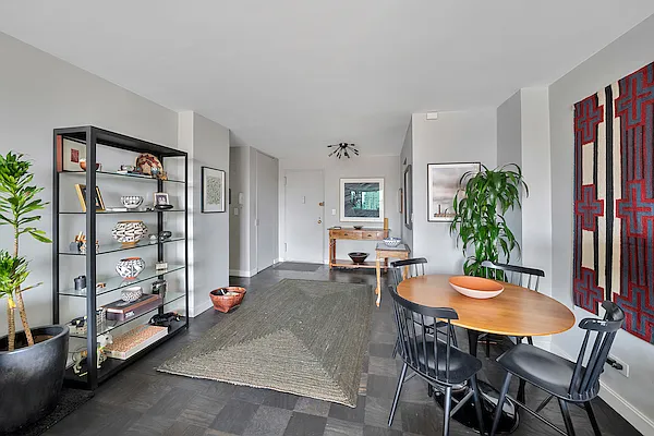 77 Seventh Avenue #16K in Chelsea, Manhattan | StreetEasy