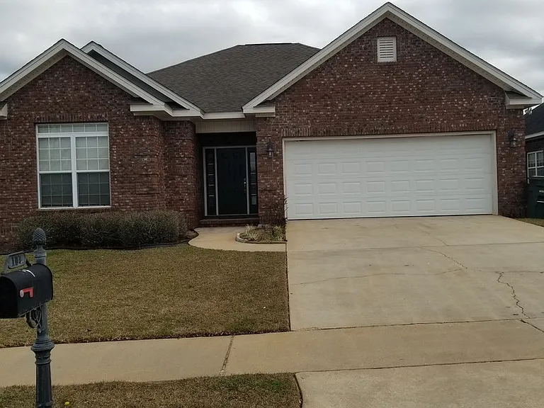 107 Hall Hill Ct — Photo 1