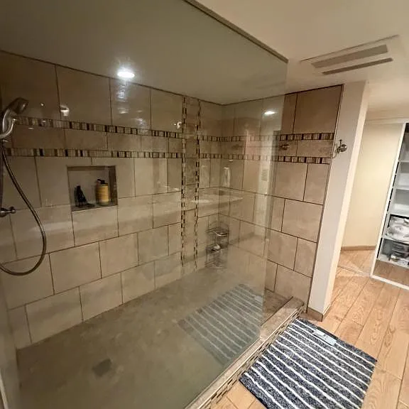 700 Solano Dr SE — Photo 12