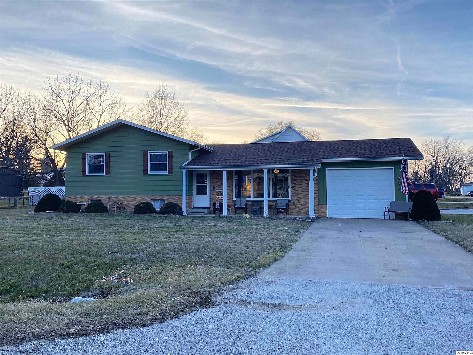 407 Camden Rd, Mount Sterling, IL 62353 Zillow