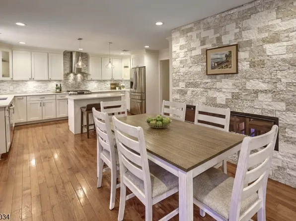 10 Roxiticus Rd, Mendham Twp., NJ 07945