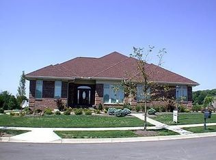 1648 Fairtrail W, Xenia, OH 45385