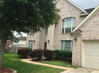 5015 Falling Oak Ct, Pasadena, TX 77505