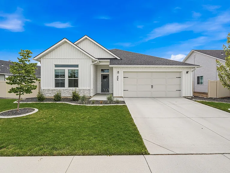 406 Hildago Way — Photo 1