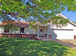 1727 Smizer Mill Rd, Fenton, MO 63026