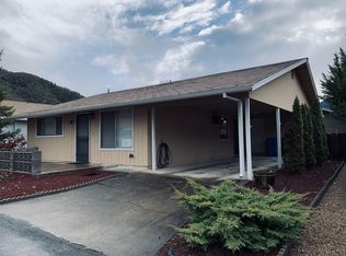 111 Wards Creek Ln, Rogue River, OR