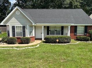 725 Copperfield Dr E, Mobile, AL 36608