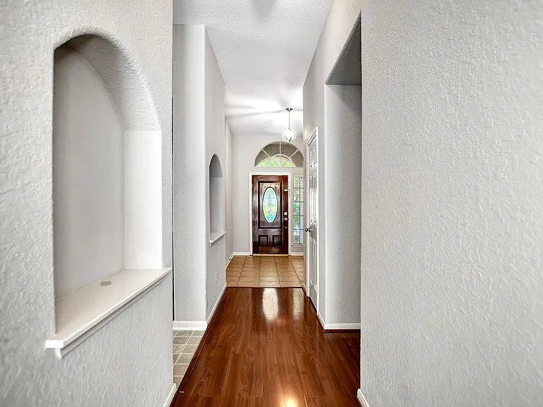 14738 Autumn Glen Ct — Photo 3