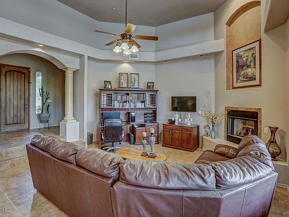 4th image of 37923 S Loma Serena Dr