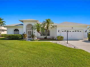 15464 Briarcrest Cir, Fort Myers, FL 33912