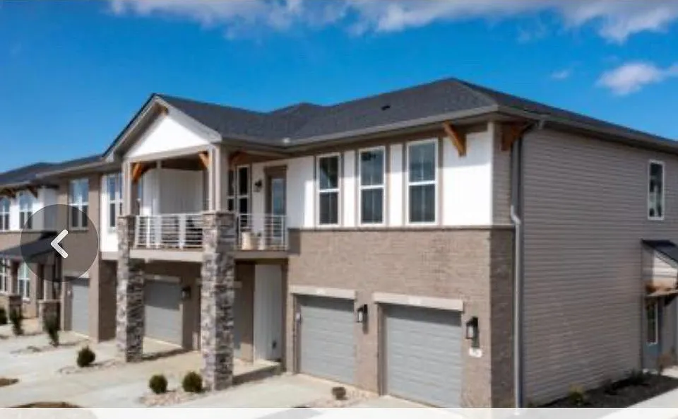 1317 Retriever Way #2I