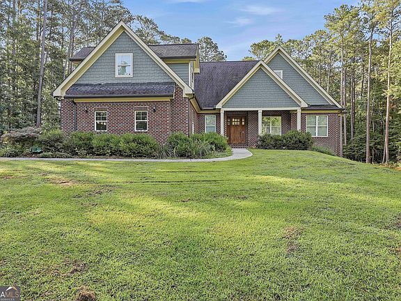 4th image of 215 Kingswood Ln
