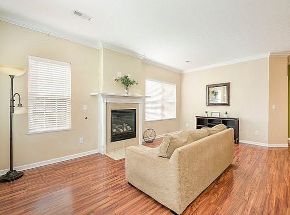 5th image of 191 Alexander Lawrence Dr
