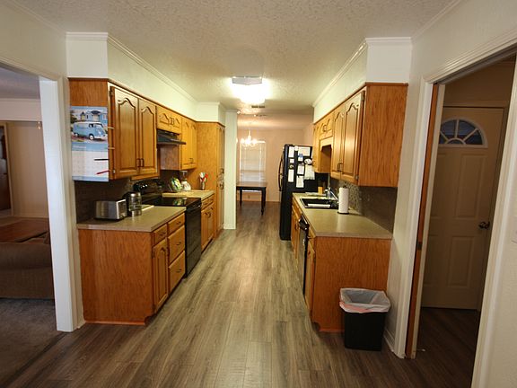 2nd image of 310 N Mercer
