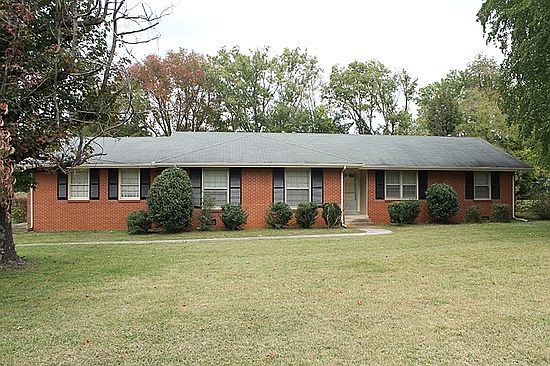 3rd image of 1503 Sherrill Blvd