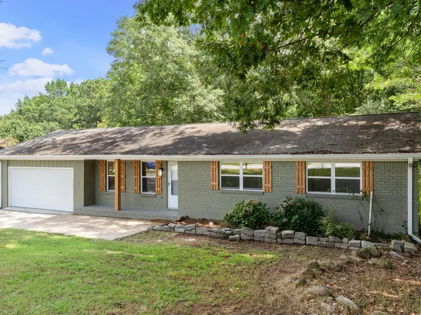 1558 Tanglewood Way NW, Conyers, GA 30012