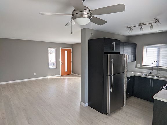 4th image of 4533 North Ave Unit 5